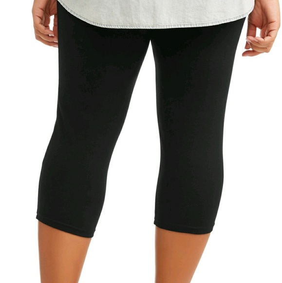 🆕Plus Size Capri Leggings soft knit essentials - Picture 4 of 5